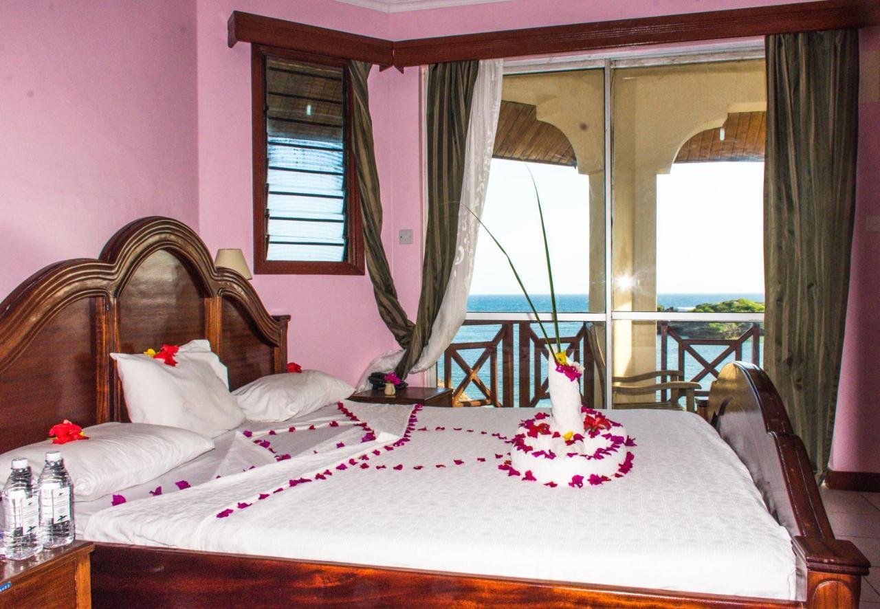 Watamu Adventist Beach Resort Esterno foto