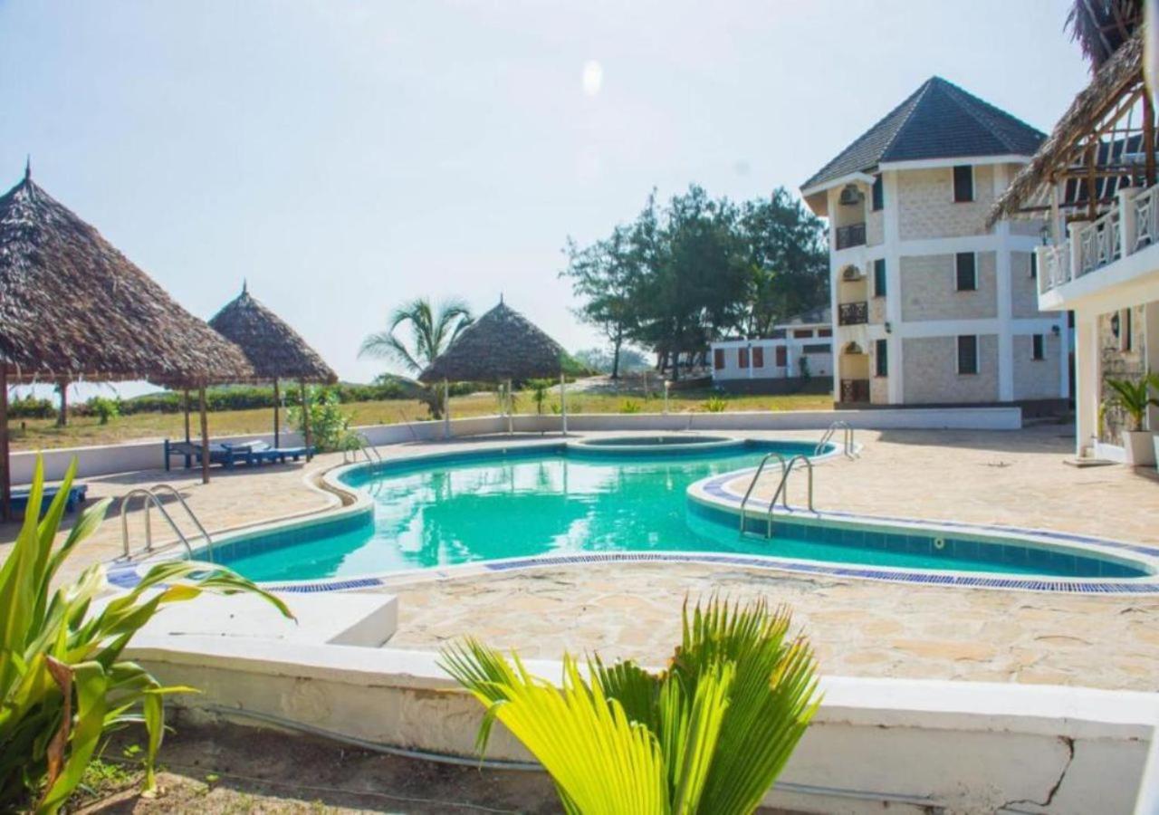 Watamu Adventist Beach Resort Esterno foto